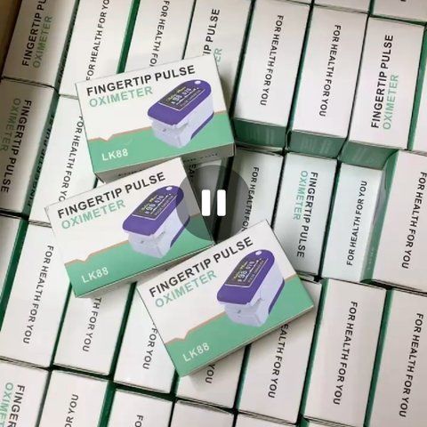 ОПТ Пульсоксиметр Pulse Oximeter OLED Пульсометр. Оксиметром. Поворотний LED дисплей. lk88 фото
